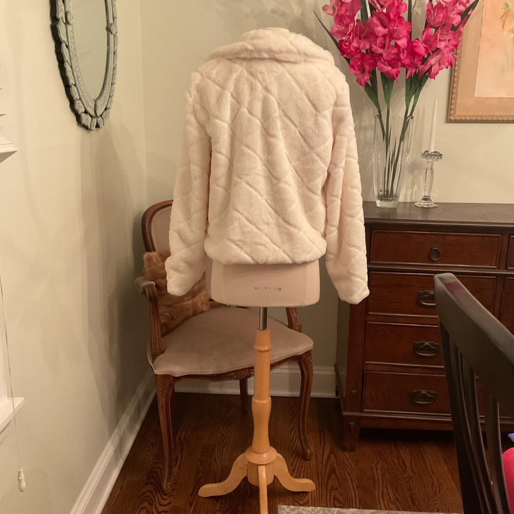 Cali 1850 Faux Fur - Picture 3 of 5